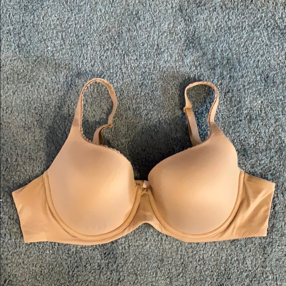 Body by Victoria secret 40C Bra Nude